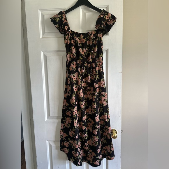 Amuse Society Sweeter Than You Black Floral Print Off the Shoulder Midi Dress - Picture 5 of 9